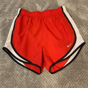 NWOT NIKE DRI FIT SHORTS SIZE XS